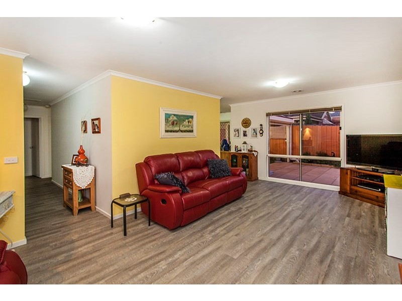 19 Domain Drive, Keysborough VIC 3173