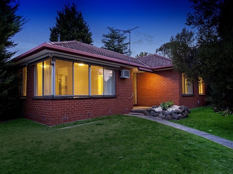 26 Folkestone Crescent, Springvale South VIC 3172