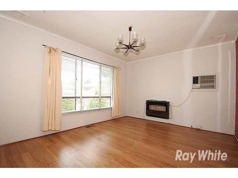 20 Tristania Street, Doveton VIC 3177