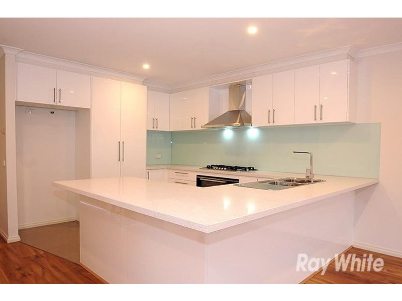 14b Briggs Crescent, Noble Park VIC 3174