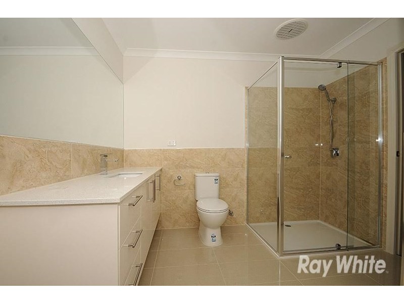 14b Briggs Crescent, Noble Park VIC 3174