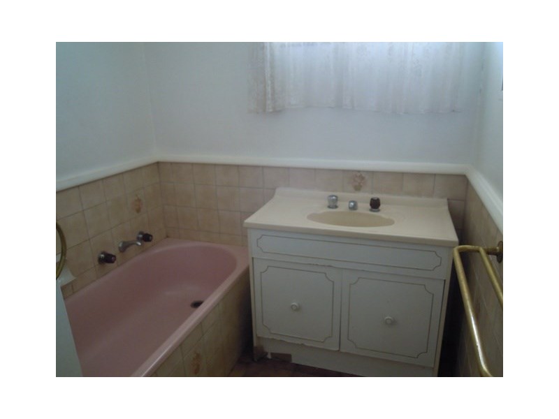 1/28 Warbla Street, Dandenong North VIC 3175