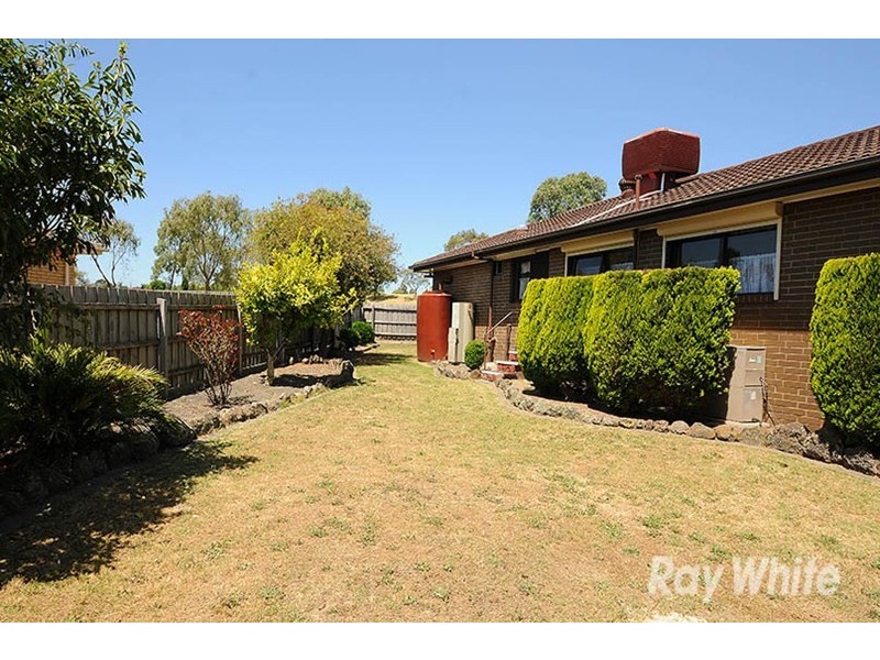 35 Jacksons Road, Noble Park North VIC 3174