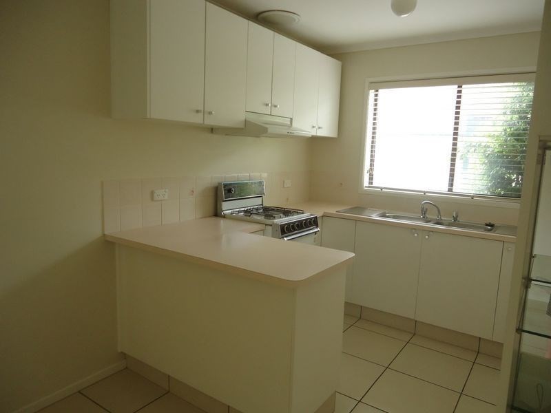 38 Narellan Drive, Hampton Park VIC 3976