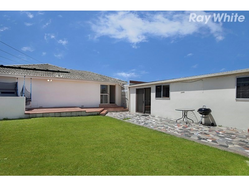8 Sandala Court, Dandenong North VIC 3175