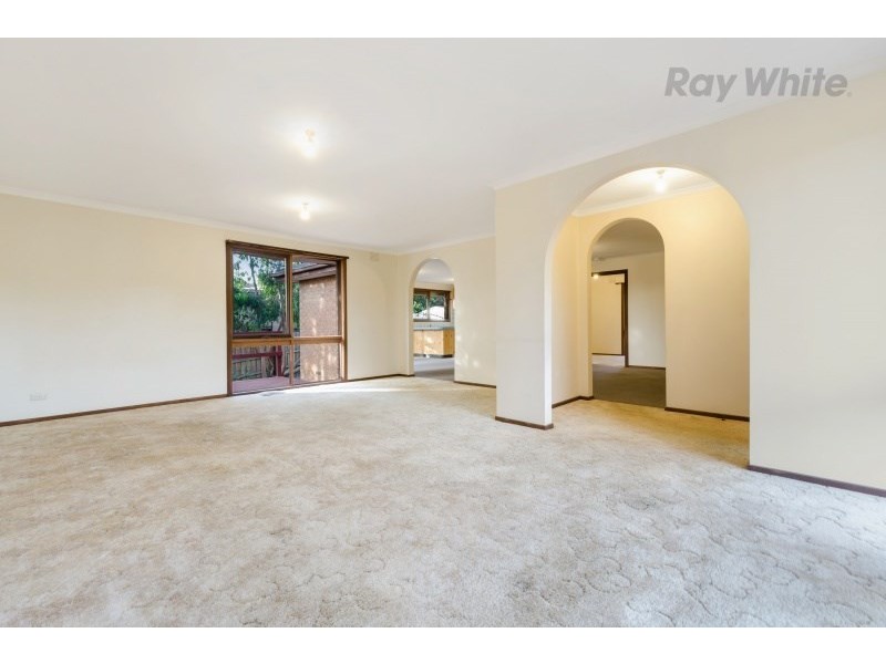 3 Derry Close, Endeavour Hills VIC 3802