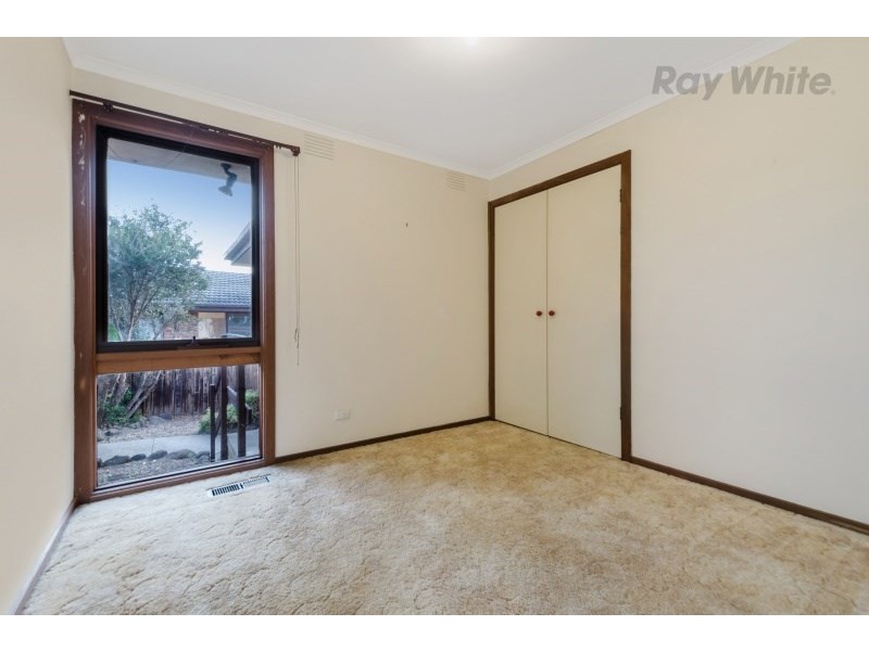3 Derry Close, Endeavour Hills VIC 3802