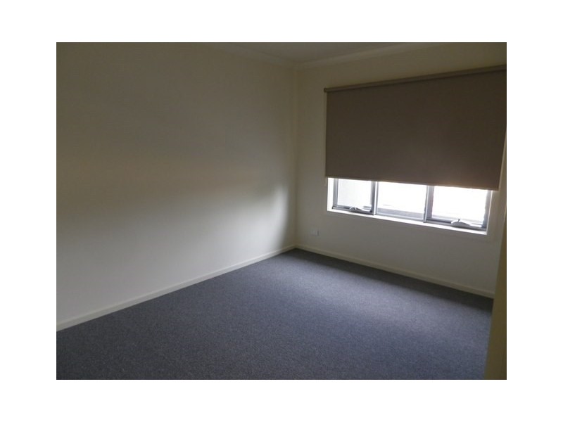 11/41 Ambrie Crescent, Noble Park VIC 3174