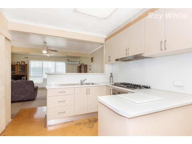 12 Deakin Crescent, Dandenong North VIC 3175