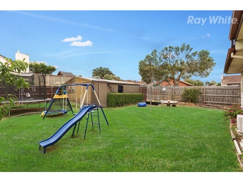12 Deakin Crescent, Dandenong North VIC 3175