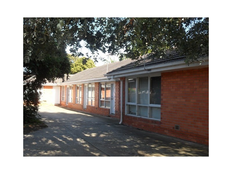 2/62 Kelvinside Road, Noble Park VIC 3174