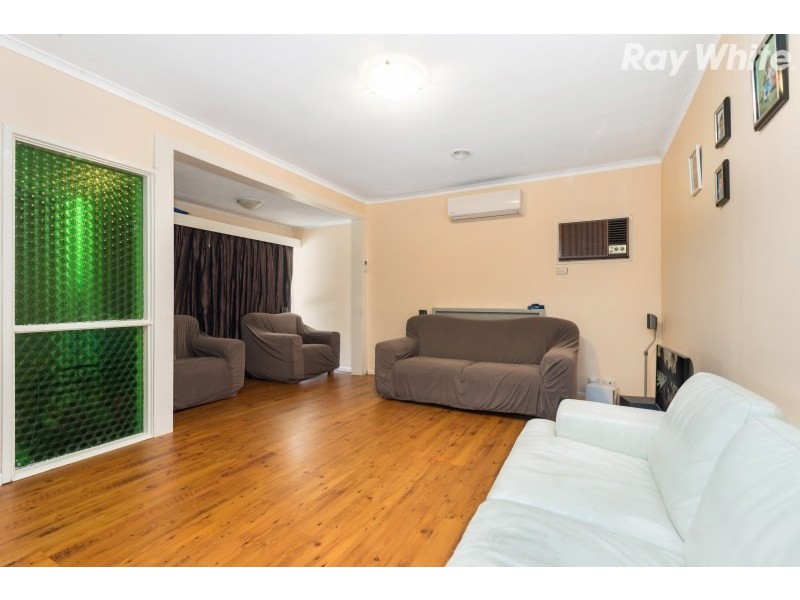 18 Gardiner Avenue, Dandenong North VIC 3175
