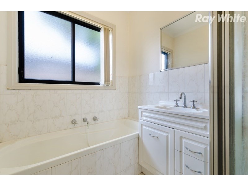 2/25 Shepreth Avenue, Noble Park VIC 3174