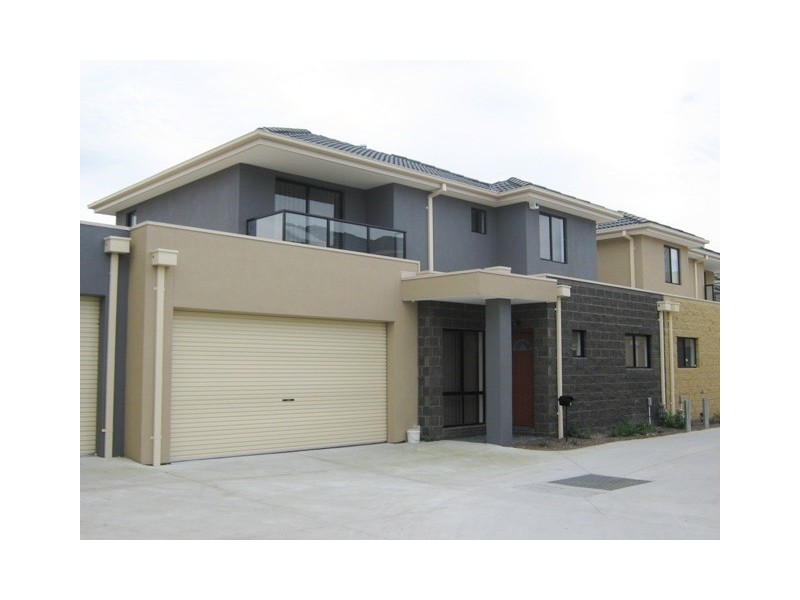 8/27-29 Golden Grove, Springvale South VIC 3172