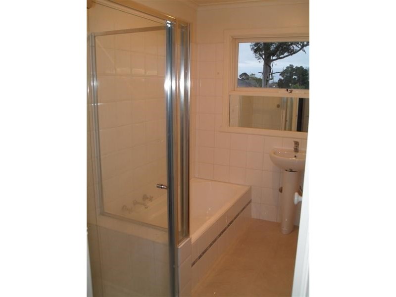 11 Marie Street, Doveton VIC 3177