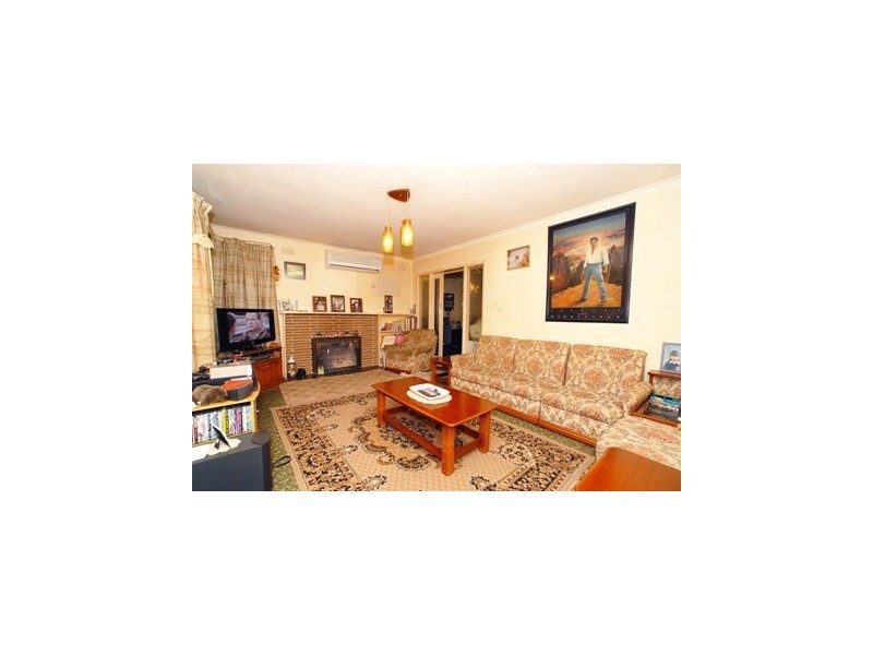 6 Whitmorr Court, Noble Park VIC 3174