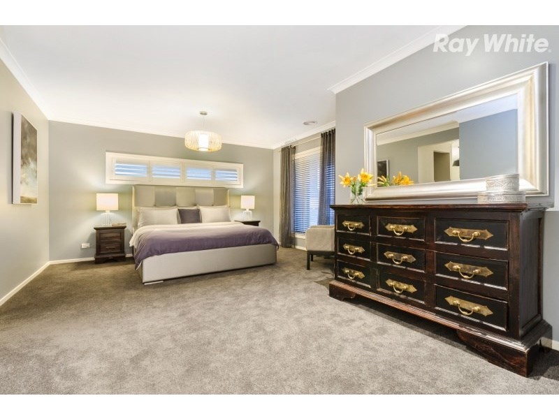 15 Havenstone Drive, Keysborough VIC 3173