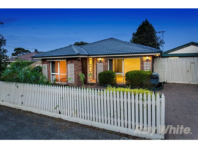 49 Michelle Drive, Hampton Park VIC 3976