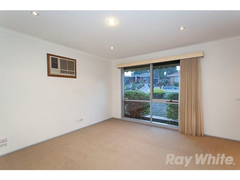 49 Michelle Drive, Hampton Park VIC 3976