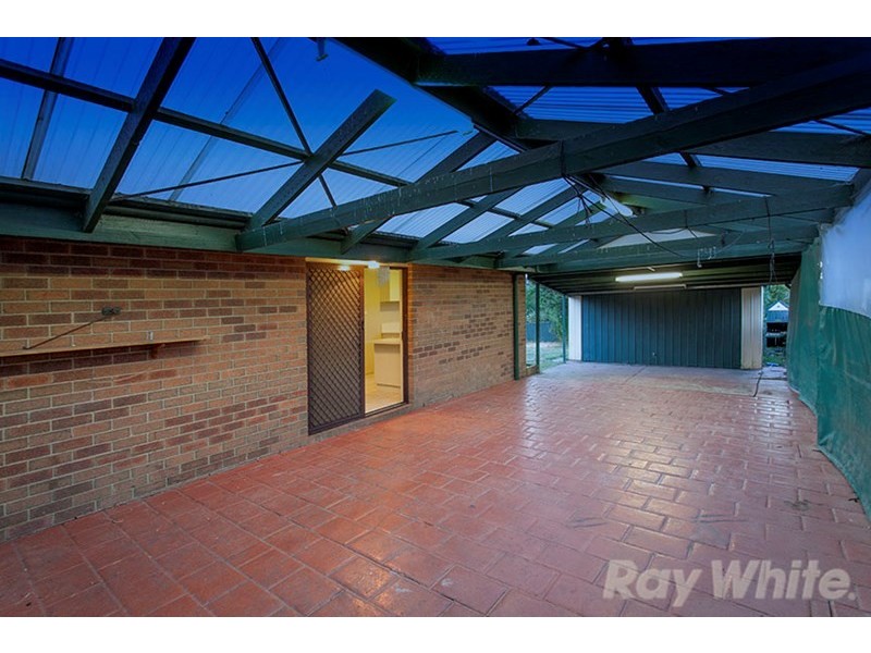 49 Michelle Drive, Hampton Park VIC 3976