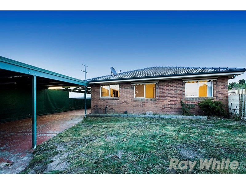 49 Michelle Drive, Hampton Park VIC 3976