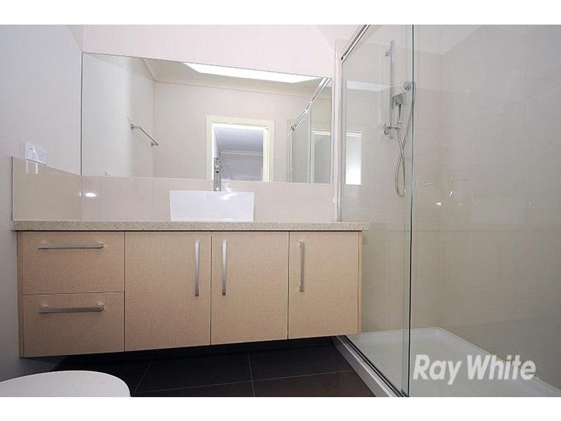 1/20 Vincent Crescent, Noble Park VIC 3174