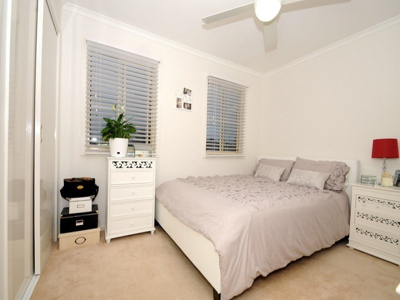 8/21 Graham Michelle Place, Keysborough VIC 3173