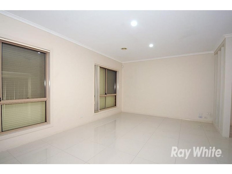 2/100 Kelvinside Road, Noble Park VIC 3174