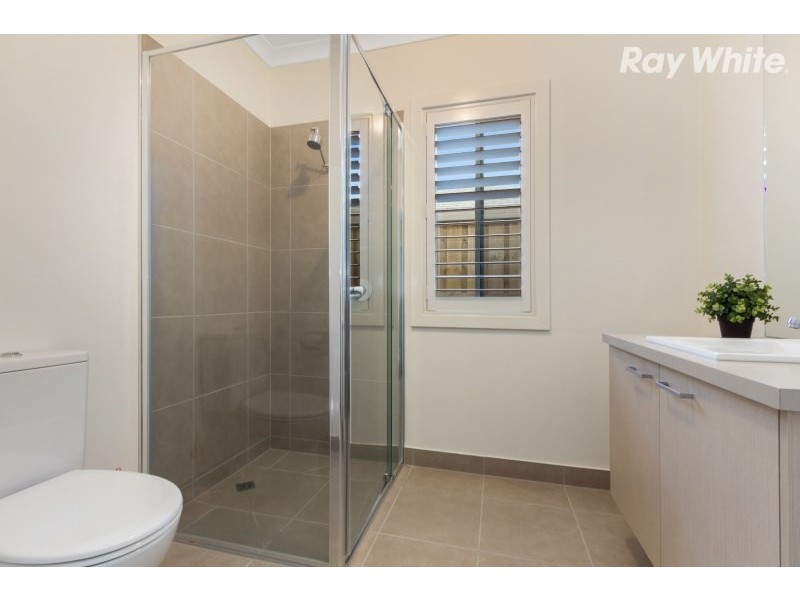 10 Fairlight Avenue, Keysborough VIC 3173