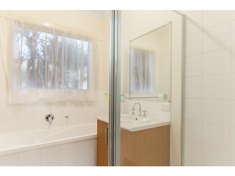 2/4 Alamein Street, Noble Park VIC 3174