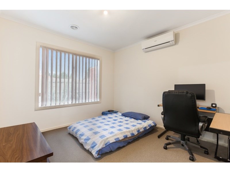 2/4 Alamein Street, Noble Park VIC 3174