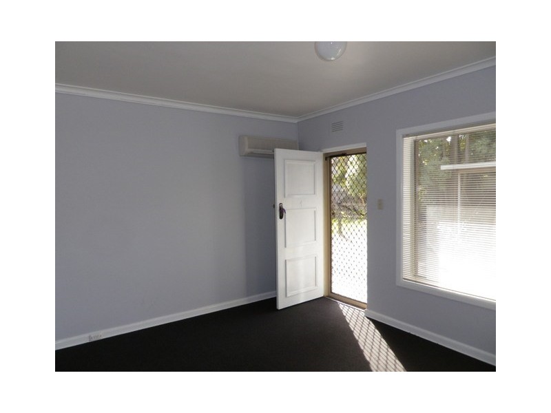 4/10 Kelvinside Road, Noble Park VIC 3174