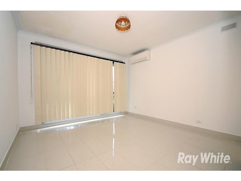 37 Pound Road, Hampton Park VIC 3976