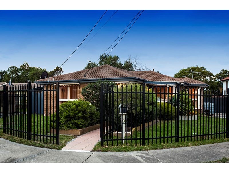 2 Luton Court, Keysborough VIC 3173