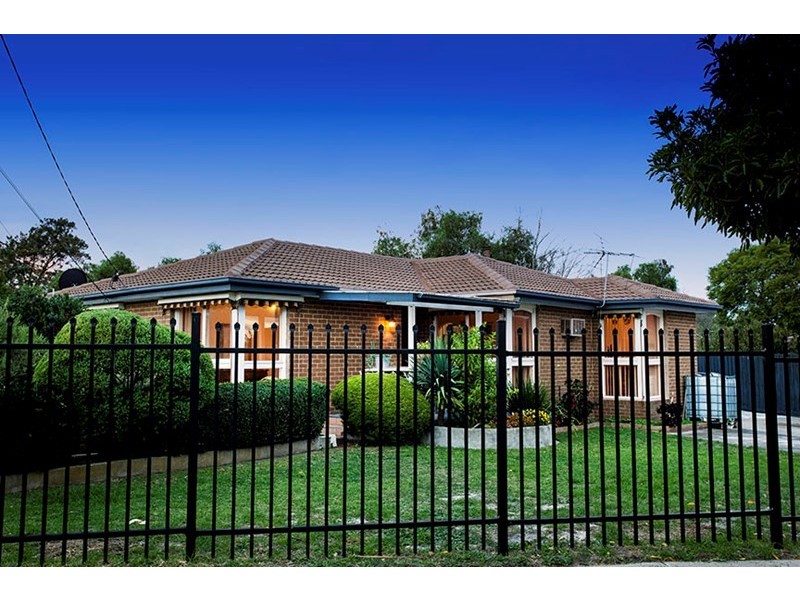 2 Luton Court, Keysborough VIC 3173
