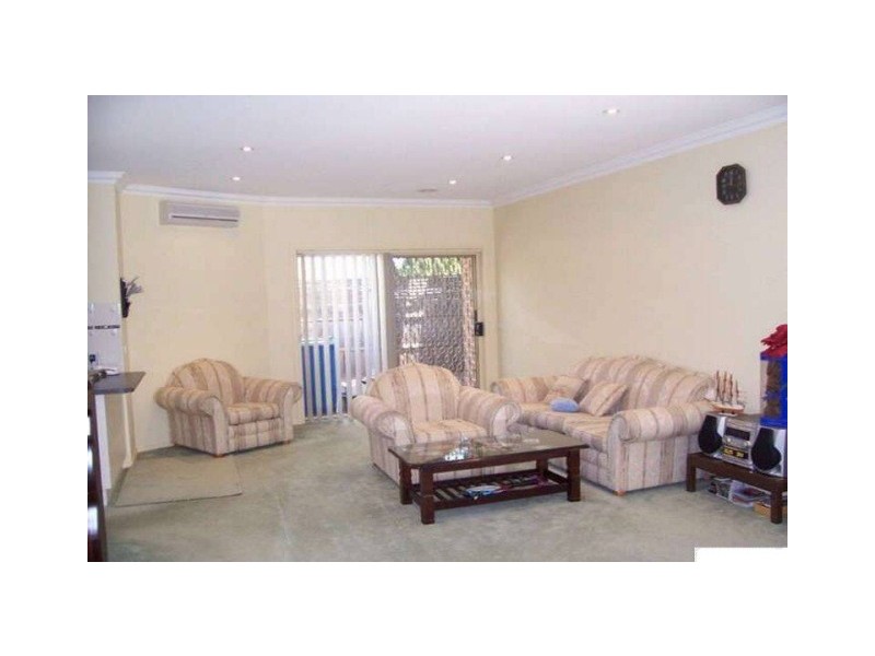 2/130 Kelvinside Road, Noble Park VIC 3174