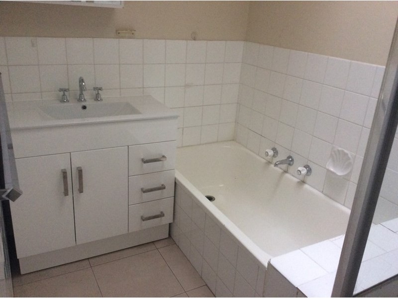 1/26 Vincent Crescent, Noble Park VIC 3174