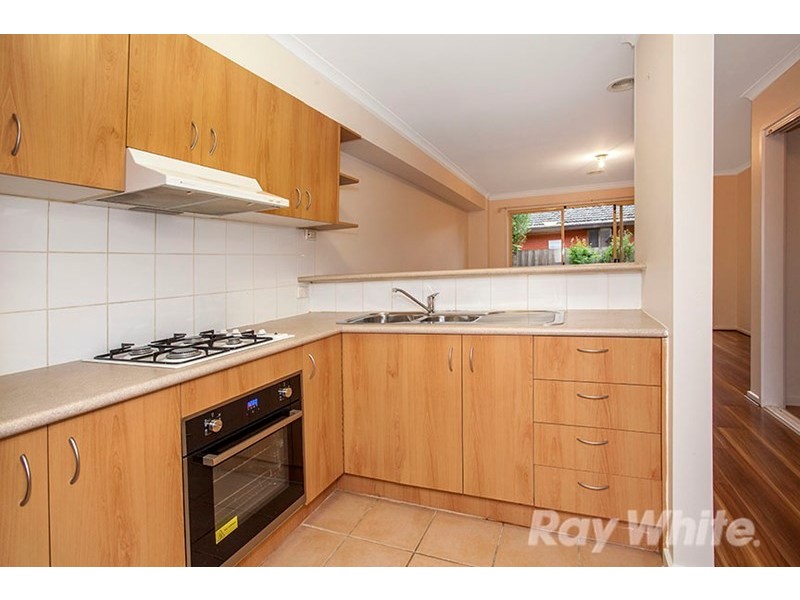 4/9 Stuart Street, Noble Park VIC 3174