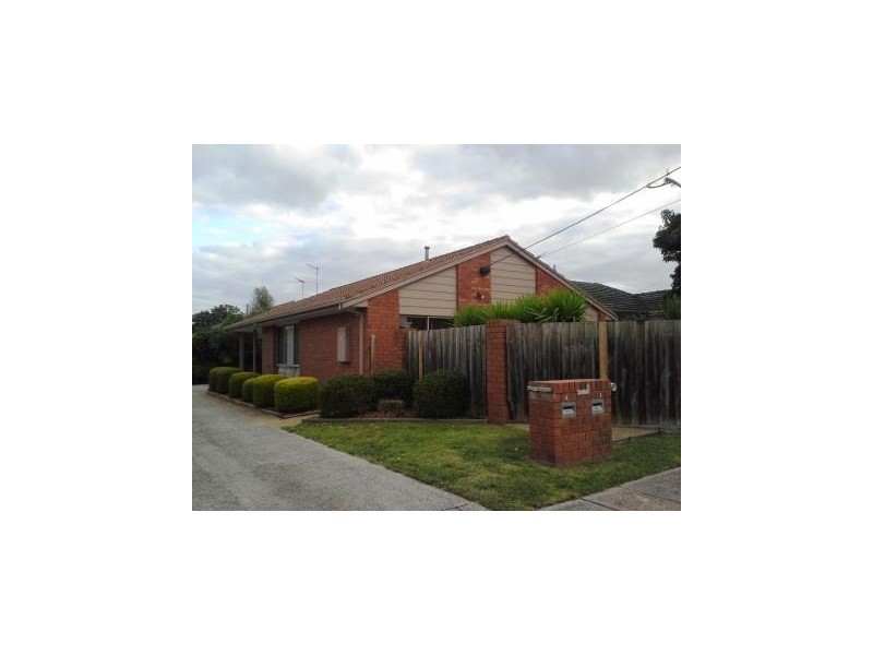 1/16 Sharon Road, Springvale South VIC 3172