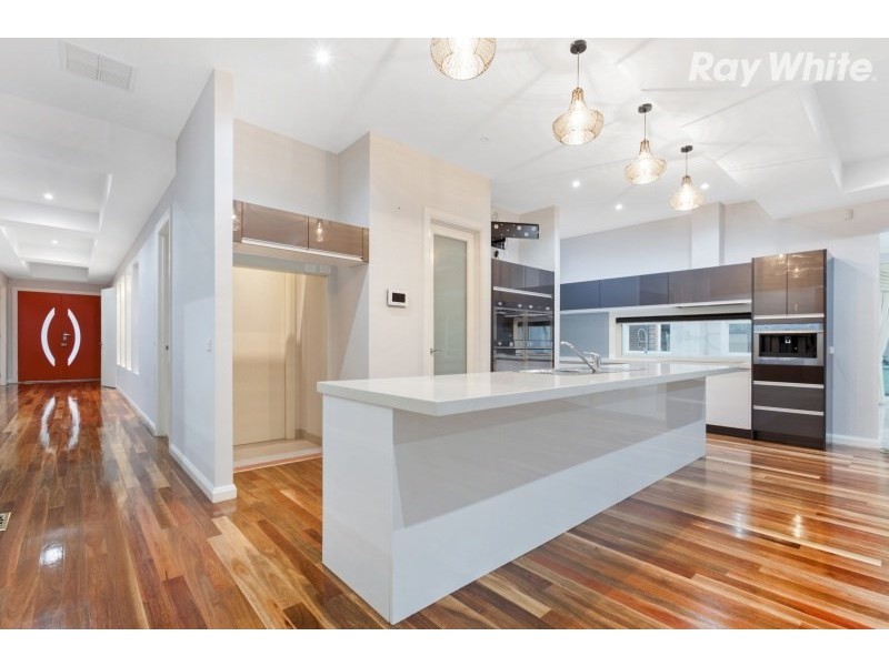 6-8 Cranston Close, Narre Warren North VIC 3804