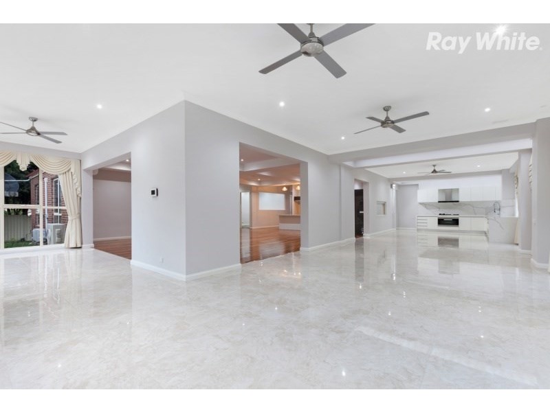 6-8 Cranston Close, Narre Warren North VIC 3804