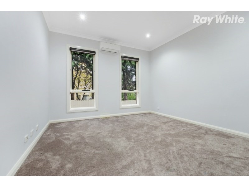 6-8 Cranston Close, Narre Warren North VIC 3804