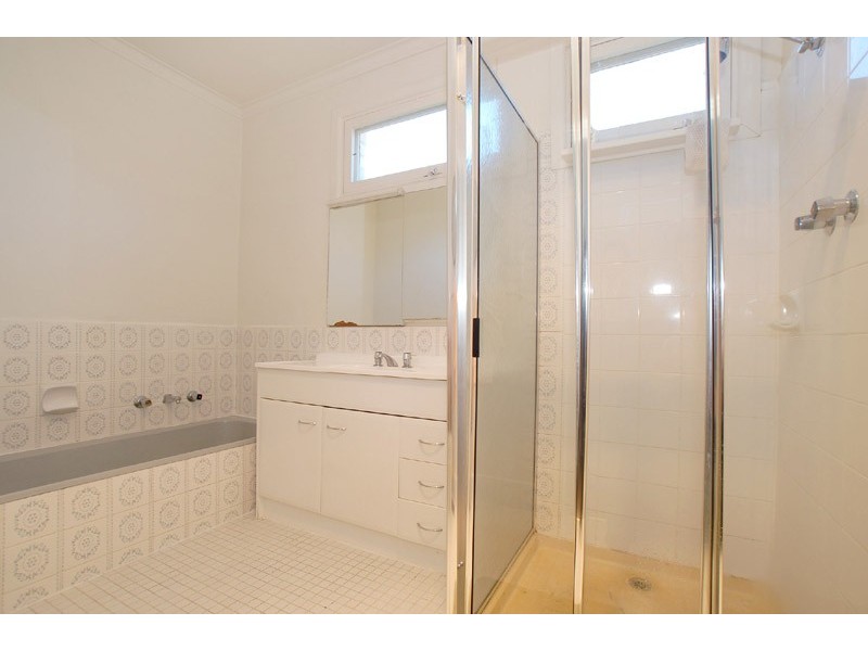 1 Irene Court, Dandenong VIC 3175