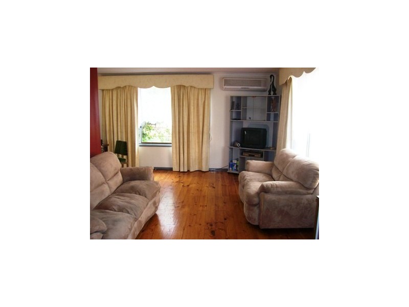 30 Aberdeen Drive, Dandenong North VIC 3175