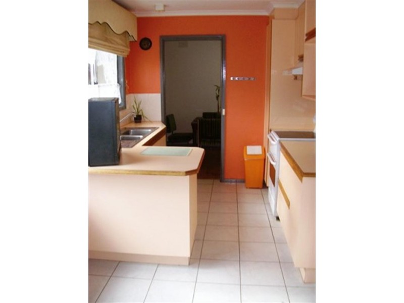 30 Aberdeen Drive, Dandenong North VIC 3175