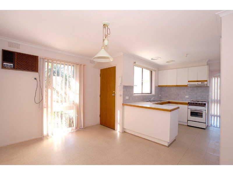 1 Luton Court, Keysborough VIC 3173