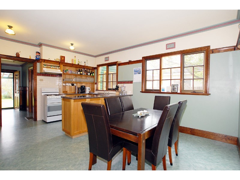 42 Ambrie Crescent, Noble Park VIC 3174