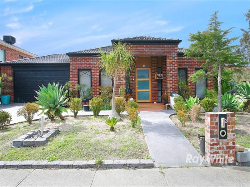 2 Latrobe Street, Keysborough VIC 3173
