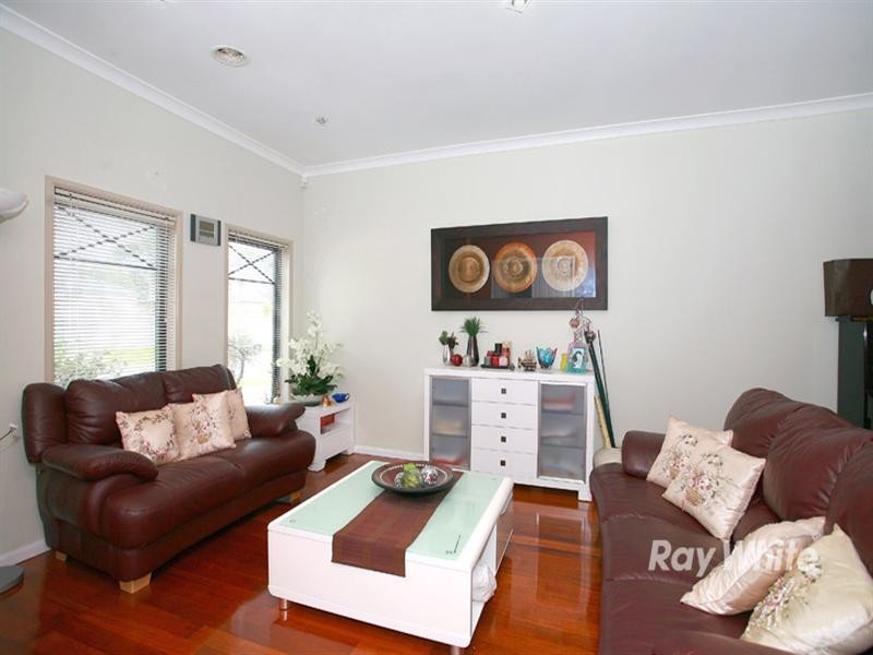 2 Latrobe Street, Keysborough VIC 3173