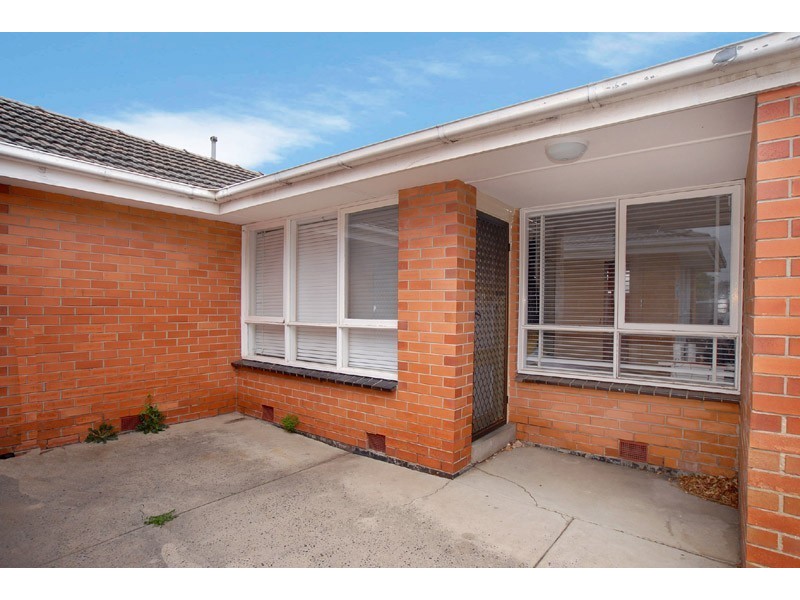 4/61 Lawn Road, Noble Park VIC 3174